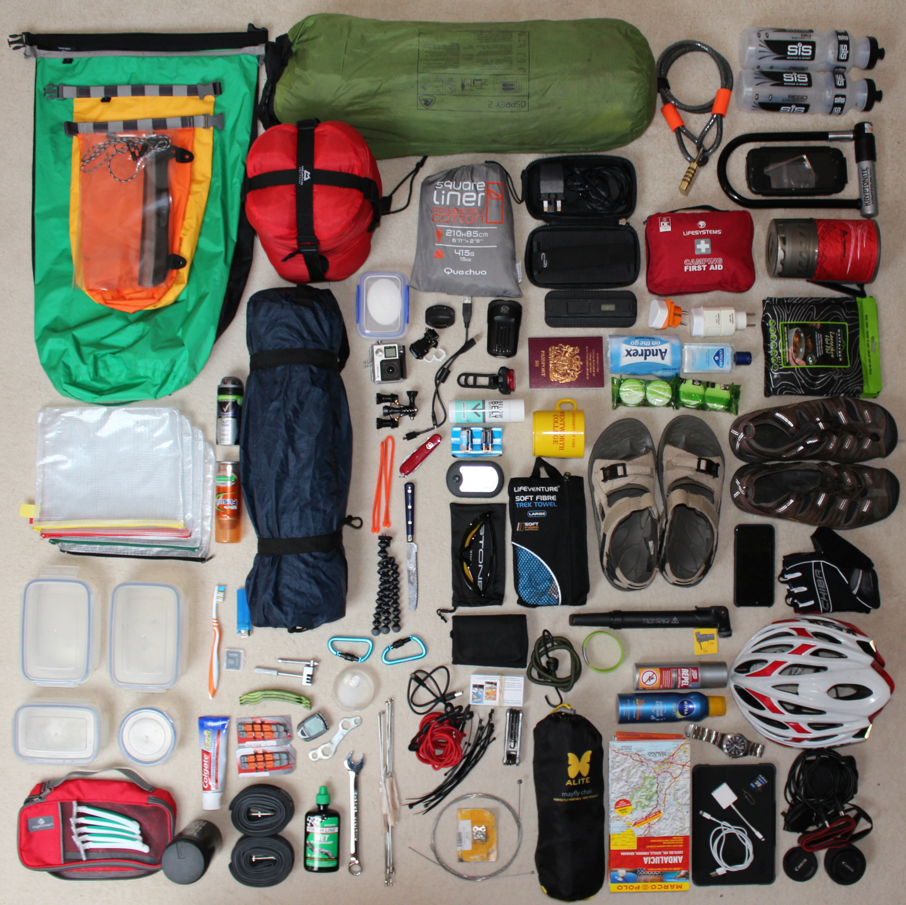 Можно взять с собой 1. Вещи для похода. Нужные вещи для похода. Вещи в путешествие. Вещи для велопохода.